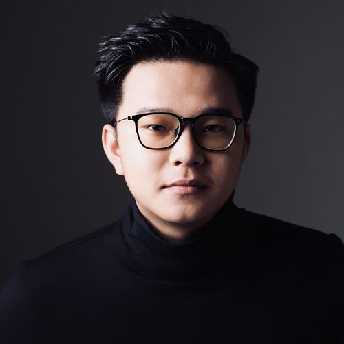 龍業(yè)成